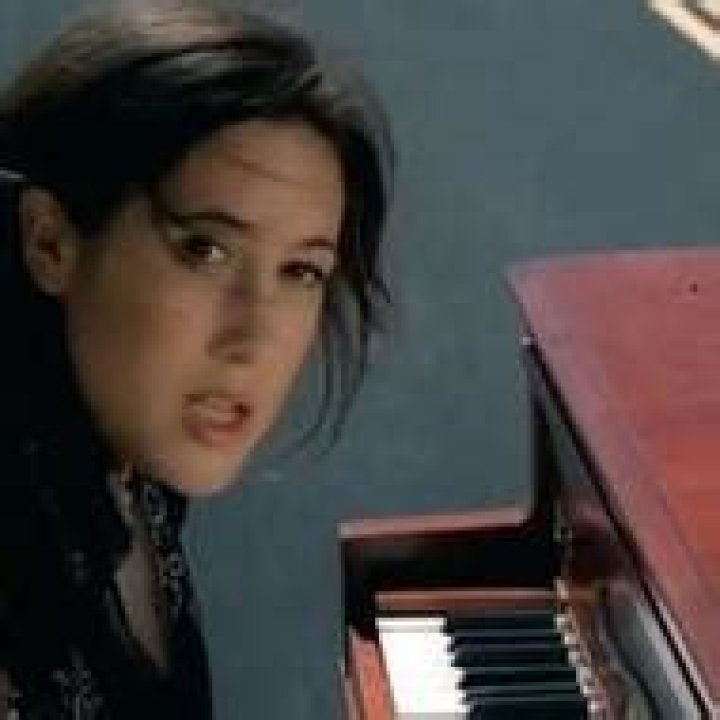 A Thousand Miles - Artist, Ages, Trivia