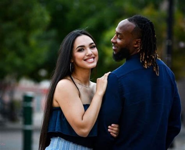 Aaron Jones is not Married to Wife. Dating Girlfriend: Crystal Molina