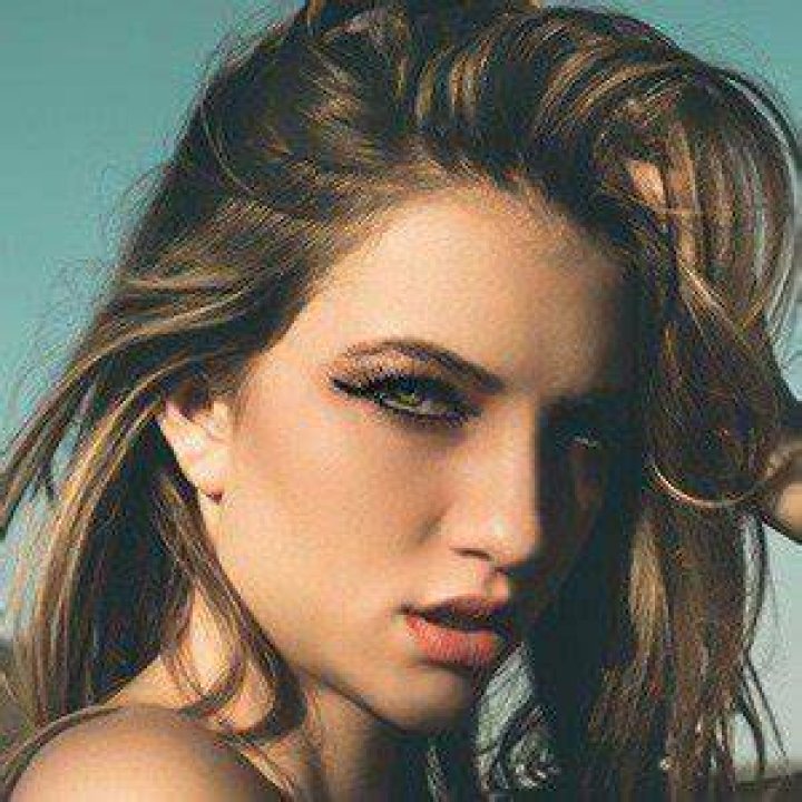 Alana Duval - Age, Family, Bio