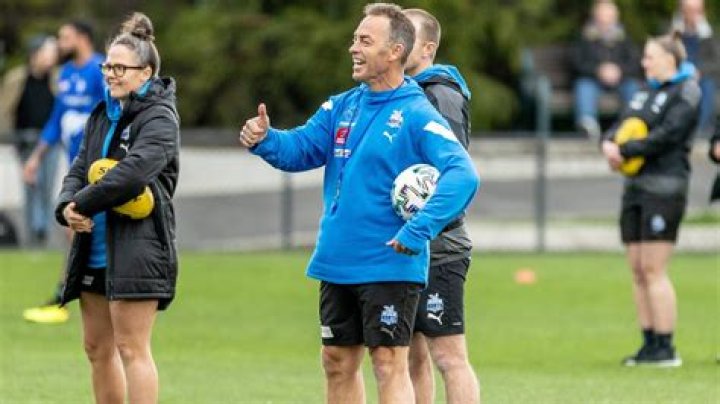 
Alastair Clarkson Height, Weight, Net Worth, Age, Birthday, Wikipedia, Who, Nationality, Biography 
