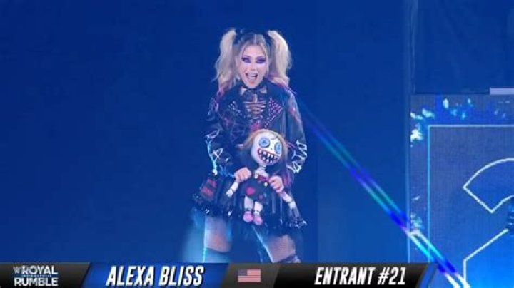 WWE Star Alexa Bliss is Expecting Her First Child with Husband Ryan Cabrera! Alexa Bliss (1)