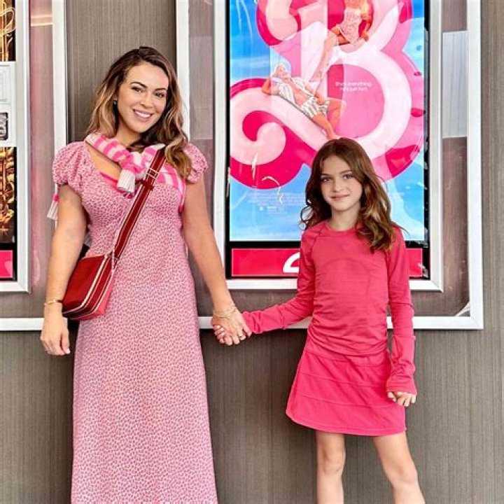 Alexa Deme - Age, Family, Bio