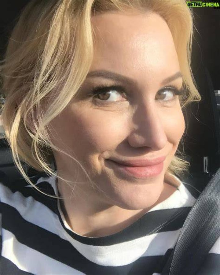 Alice Evans photo 3