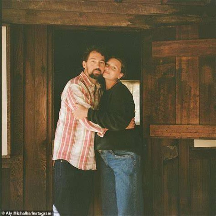 Aly Michalka and Husband Stephen Ringer expecting their first child Aly Michalka and Husband Stephen Ringer expecting their first child