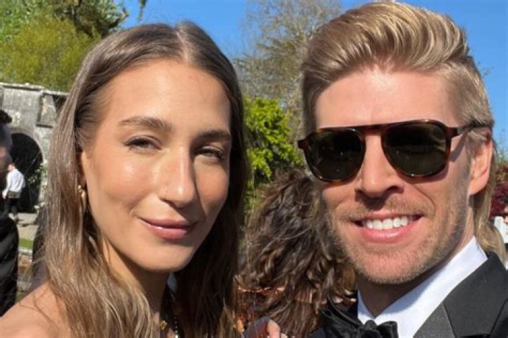 Who is Amanda Batula? All about Amanda and Kyle Cooke’s relationship! Amanda Batula and husband Kyle Cooke