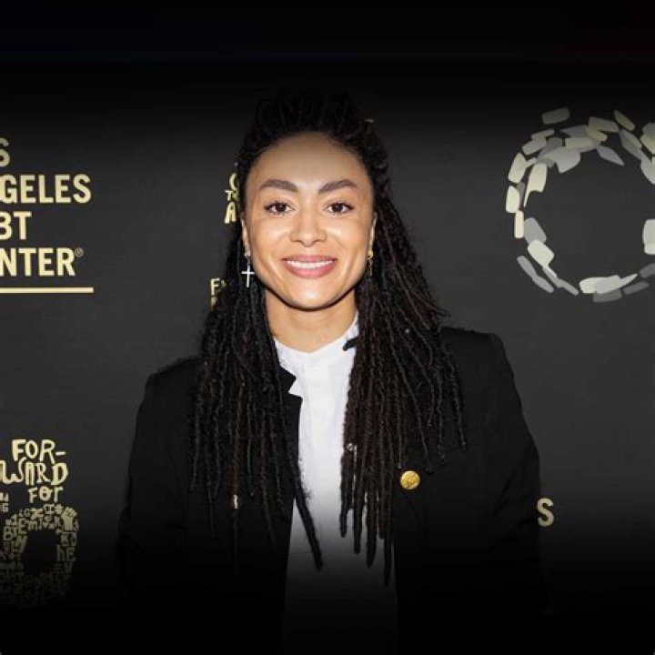 Amber's Closet - Age, Family, Bio