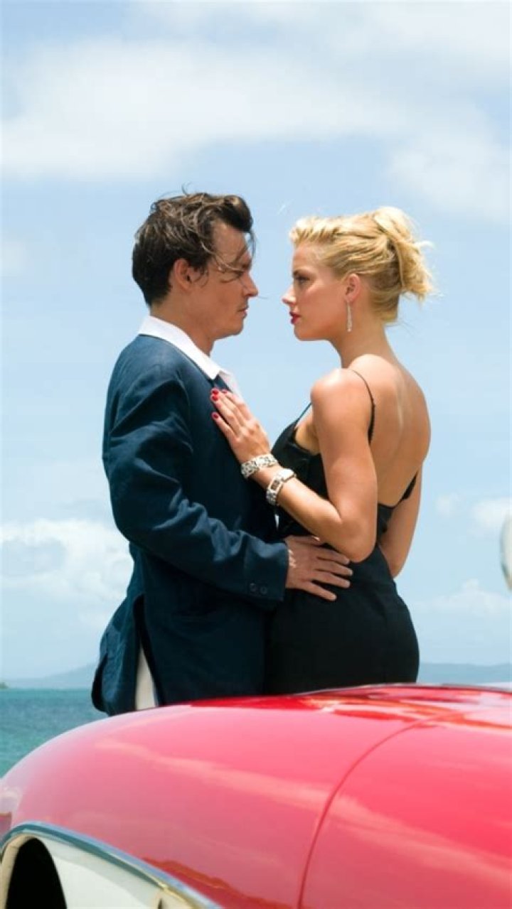 Amber Heard’s Paris ‘Rum Diary’ looks: stunning, amazing & gorgeous?