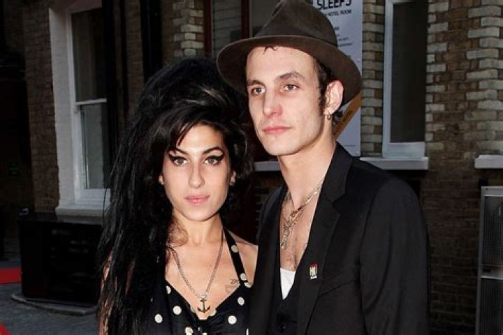 Amy Winehouse went on vacation with ex-boyfriend
