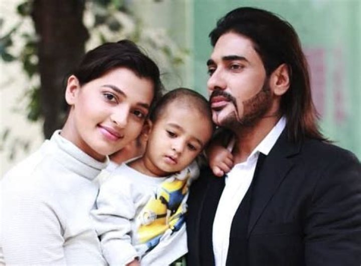 Ananta Jalil - Age, Family, Bio