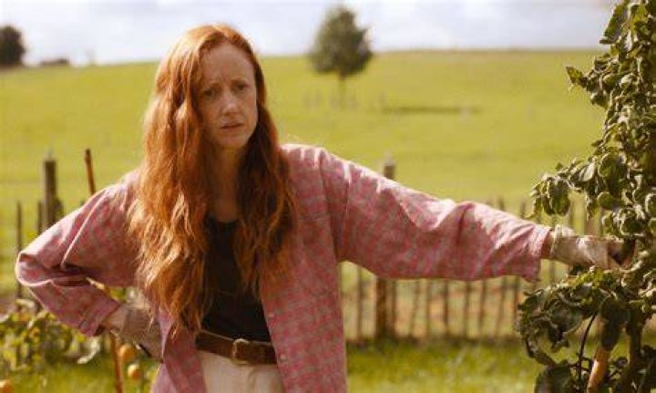 Andrea Riseborough photo 3