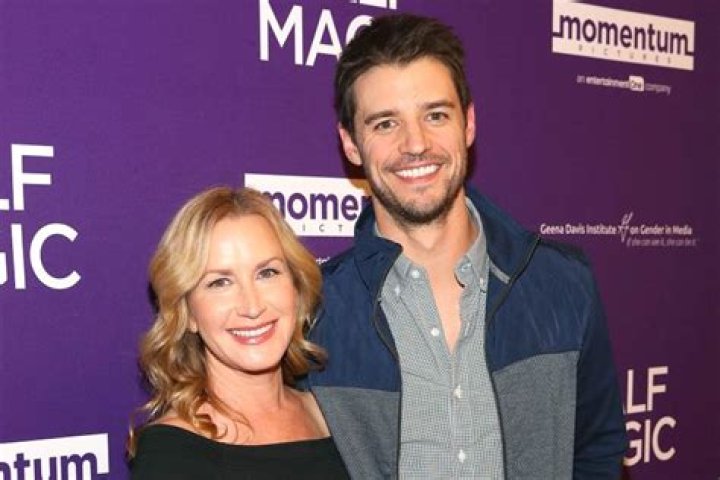 Angela Kinsey’s husband, actor Joshua Snyder Wiki: Age, First Wife, Kids, Sons, Height, Net Worth