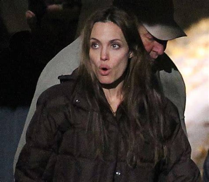 	Angelina Jolie “freaked out” when Brad called Courteney Cox	