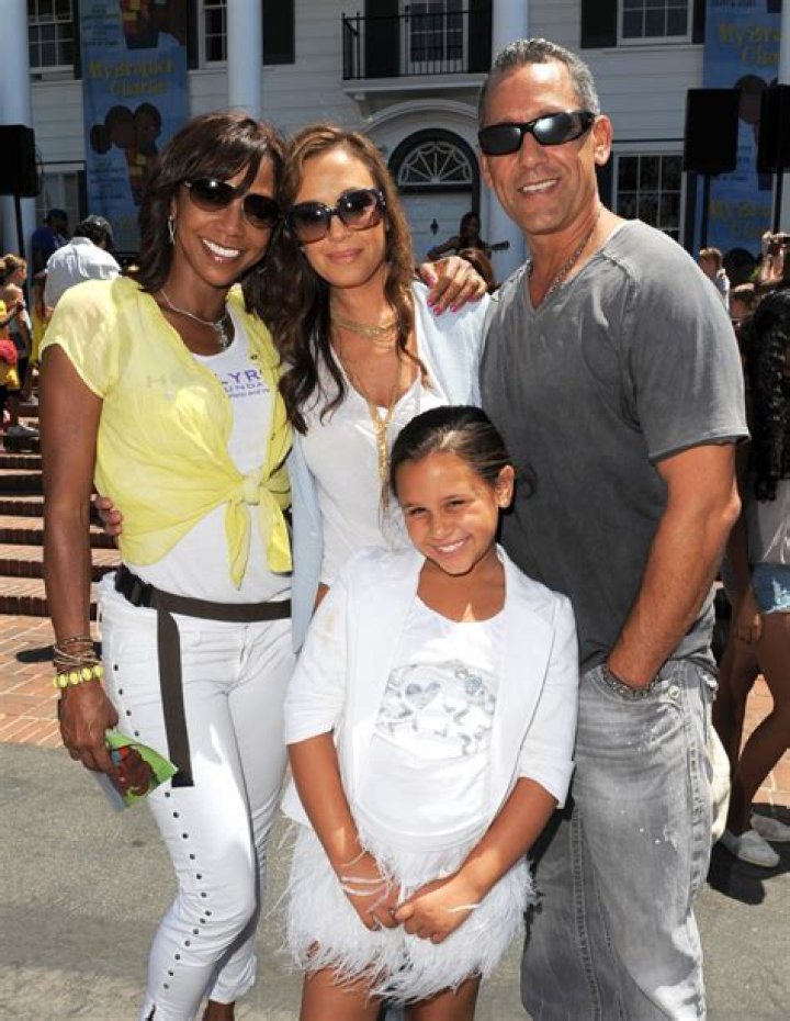 Angelo Pagan - Age, Family, Bio