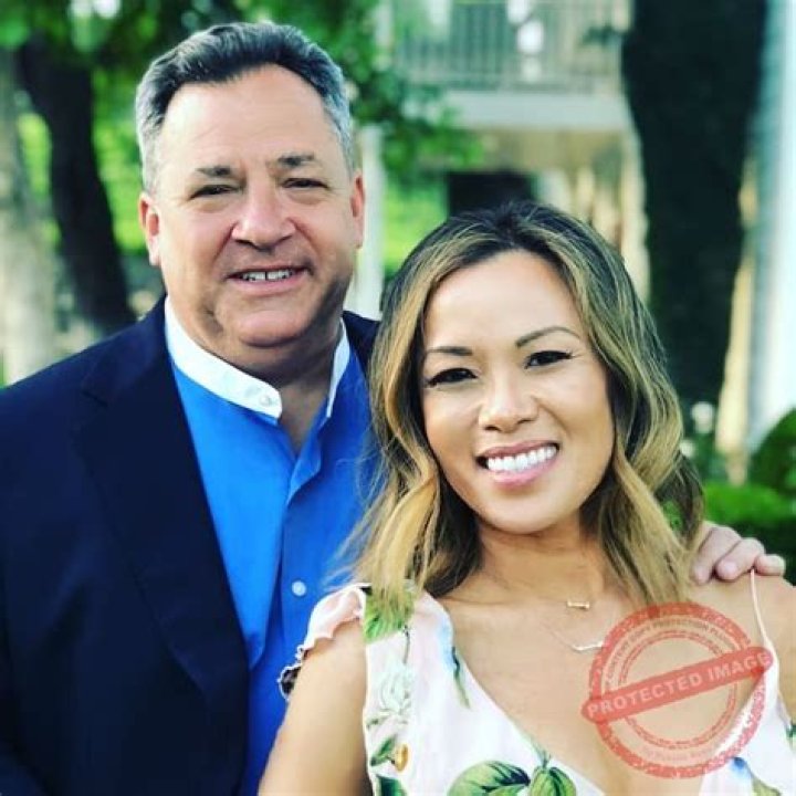 Anh Tu - Age, Family, Bio