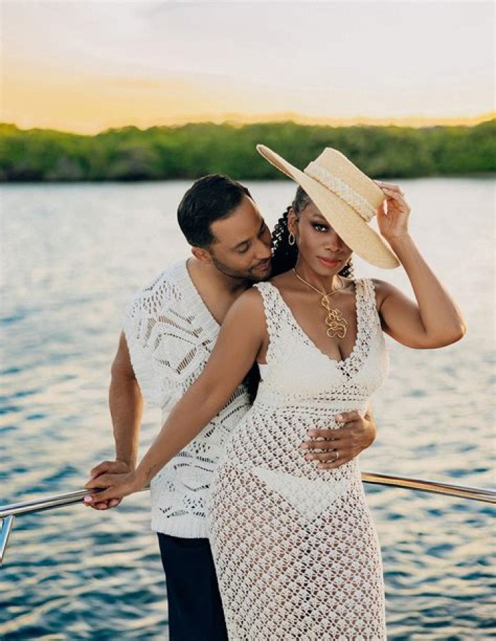 
Anika Noni Rose Relationship: Is She Dating Colman Domingo? Kid And Family 