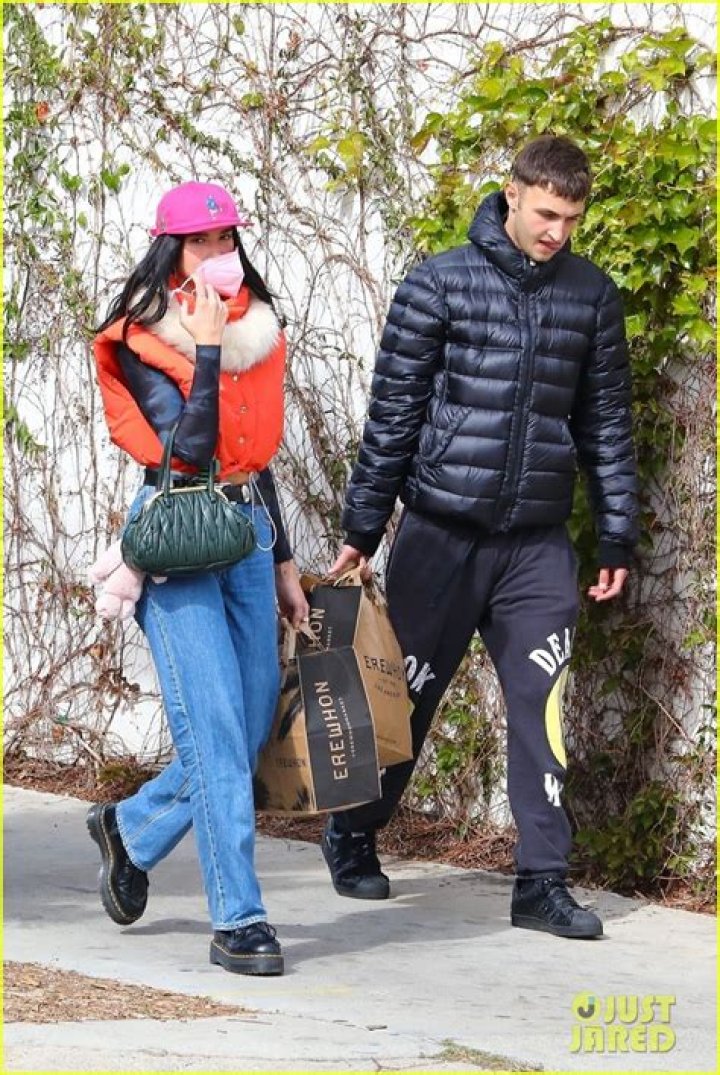 How is Anwar Hadid holding up after break up with girlfriend Dua Lipa? Anwar Hadid shopping groceries post-breakup