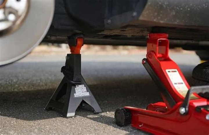 Are car ramps safe to work?