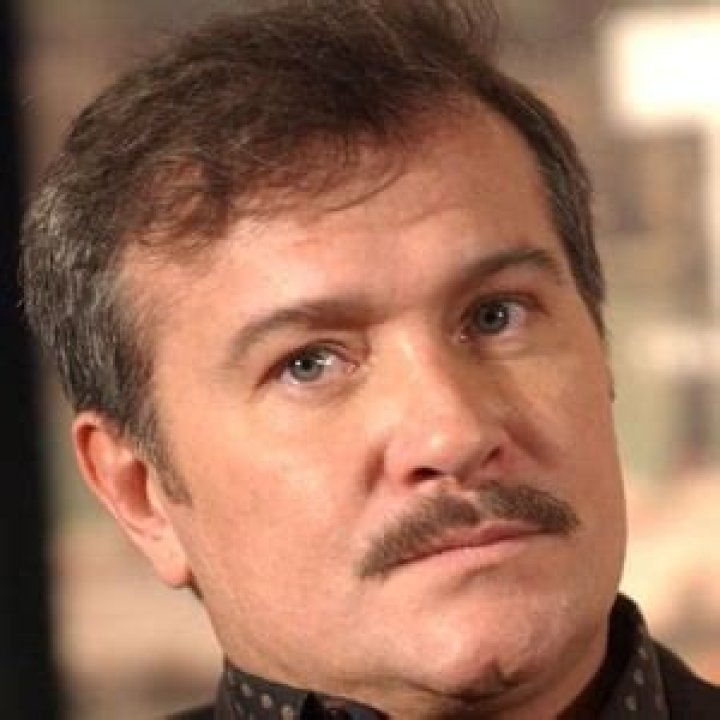 Arturo Peniche - Age, Family, Bio