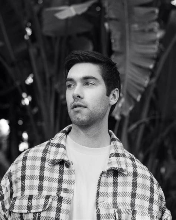 Austin North Bio (Wiki) 