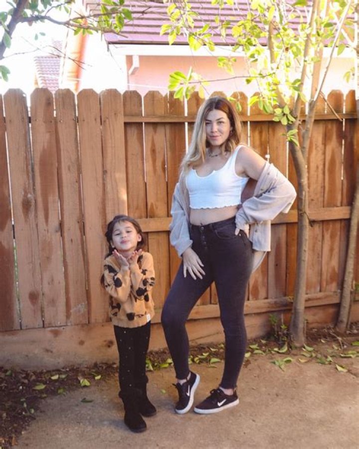 
Ayla Sunkissed Mama Height, Weight, Net Worth, Age, Wiki, Who, Instagram, Biography 