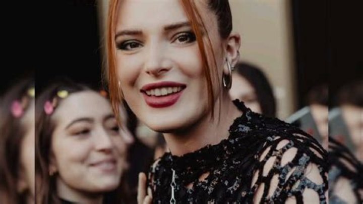 Bella Thorne Bio (Wiki) 