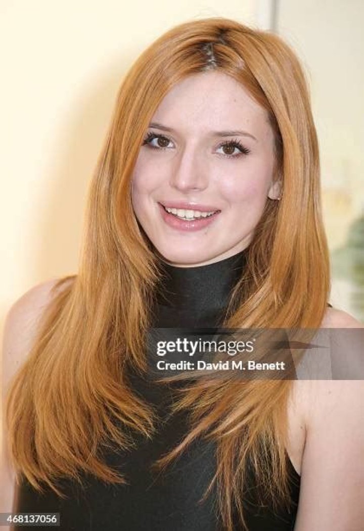 Bella Thorne Bella Throne
