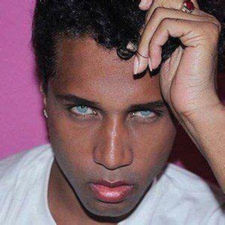 Bello Sanchez - Age, Family, Bio