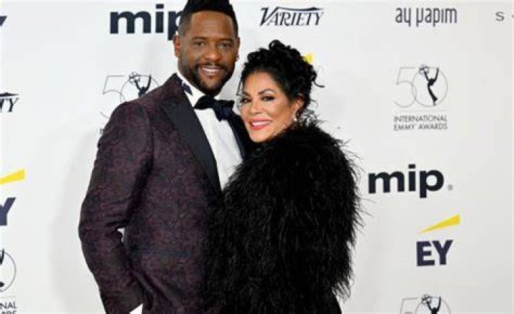 Blair Underwood and fiancee Josie Hart wed in an all-white-themed wedding ceremony Blair Underwood and fiancee Josie Hart wed in an all-white-themed wedding ceremony