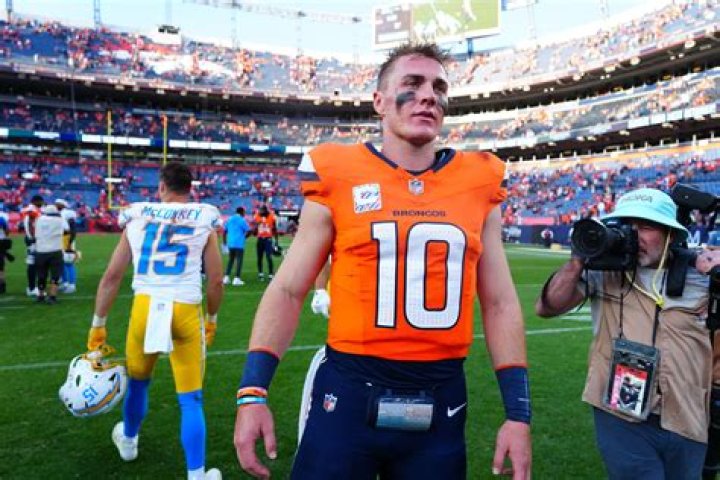 Bo Nix Height, Weight, Net Worth, Age, Birthday, Wikipedia, Who, Instagram, Biography
