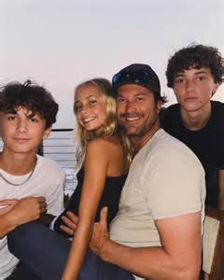 Bodhi Hawn Hudson, Rio Hudson, Wilder Brooks Hudson