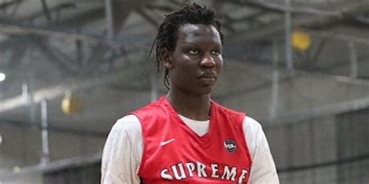 Bol Bol - Age, Family, Bio