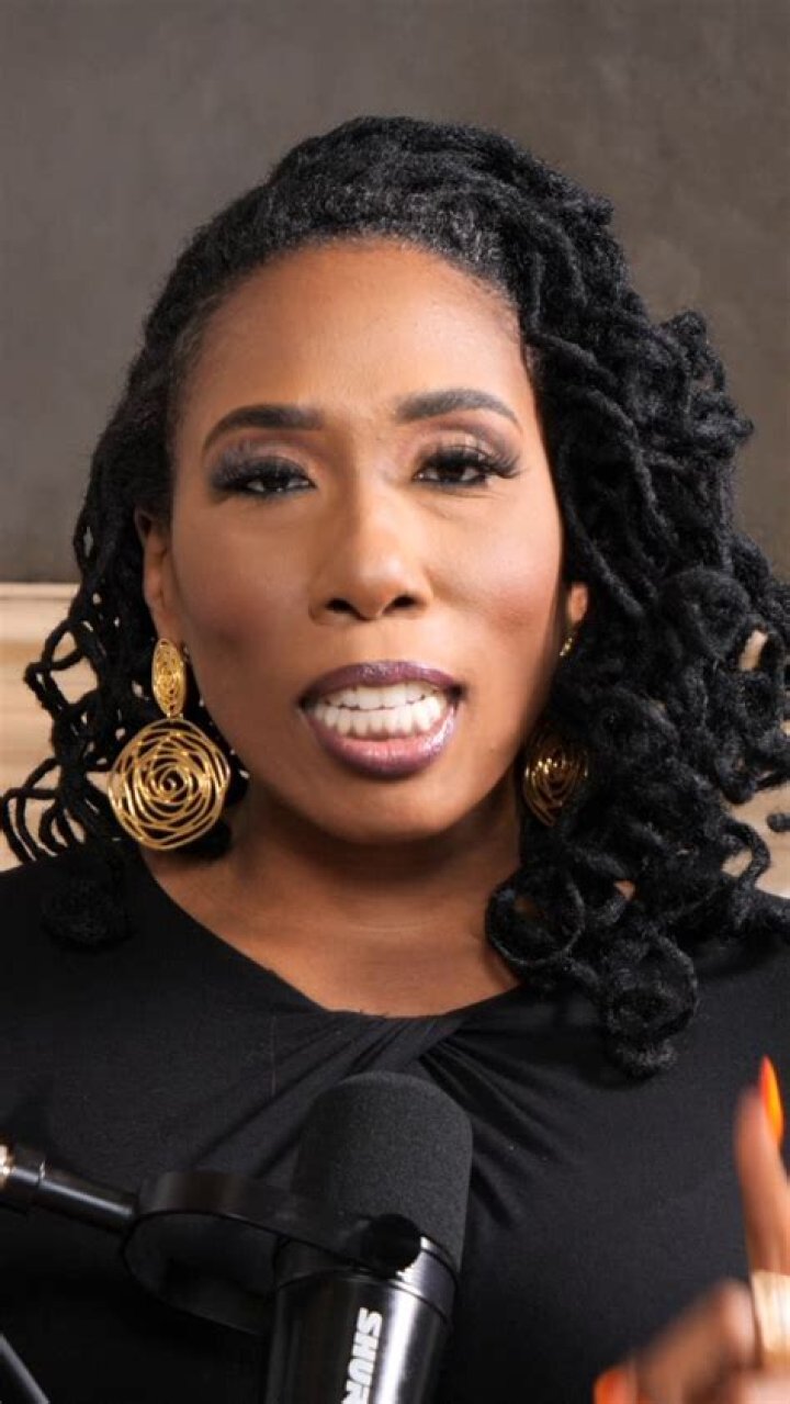 Brandi Harvey photo 2