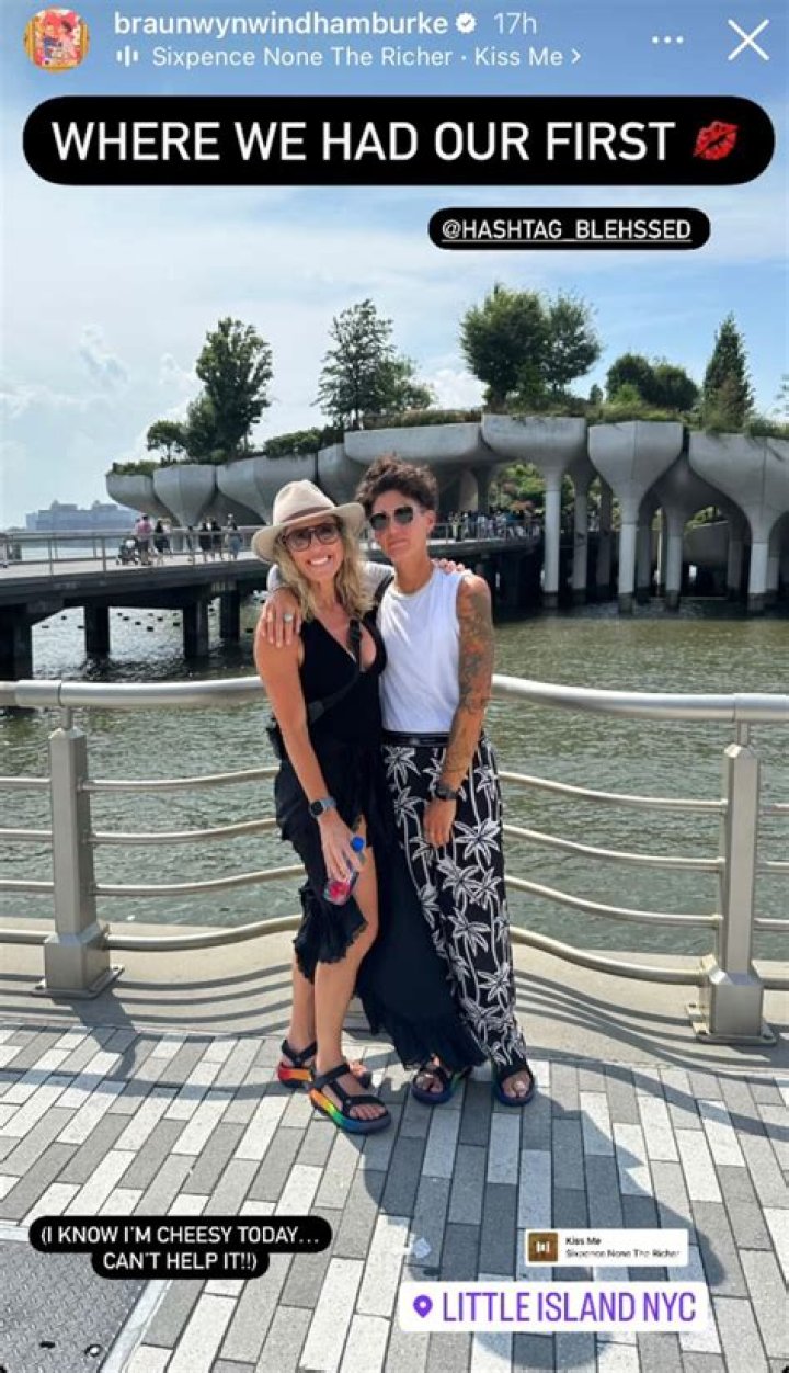 Braunwyn Windham Burke Goes Insta Official with Her New Girlfriend Jennifer Spinner! Braunwyn Windham Burke Goes Insta Official with Her New Girlfriend Jennifer Spinner!