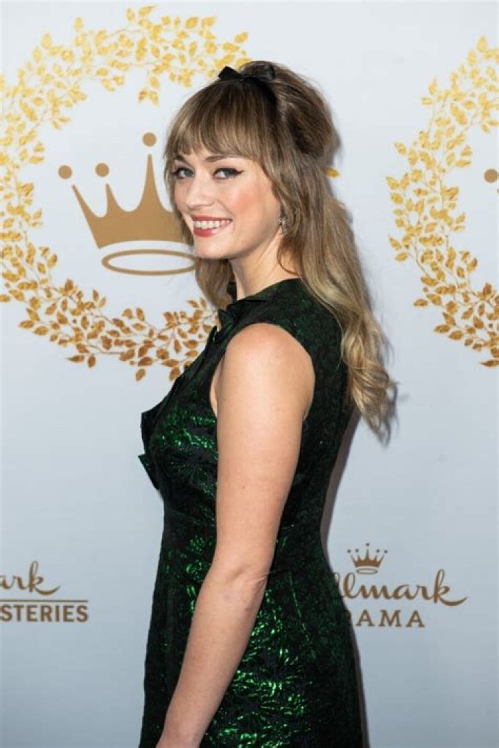 Britt Irvin Height, Weight, Net Worth, Age, Birthday, Wikipedia, Who, Nationality, Biography