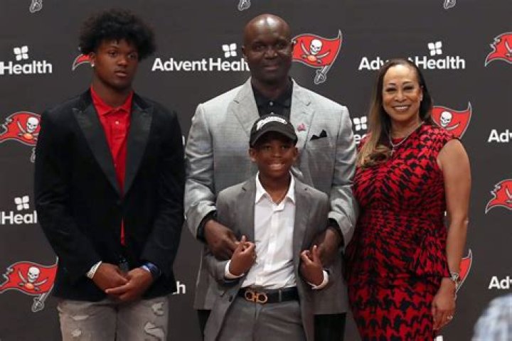 
Bucs New Coach Todd Bowles Wife Taneka Bowles and Children, Meet The Family 
