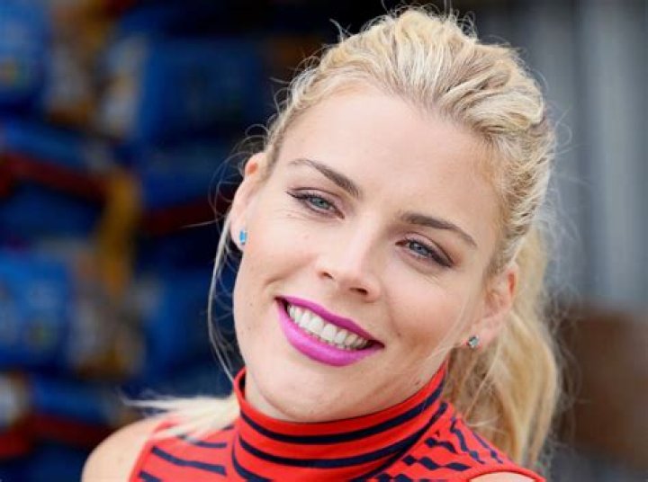 Busy Philipps had a fan comment on her weight at Rite Aid