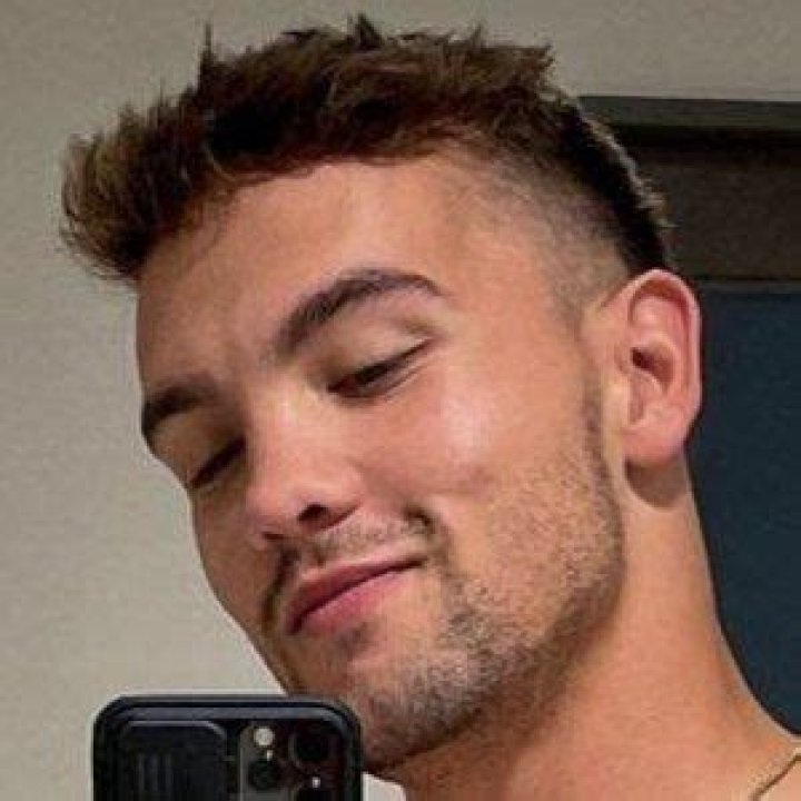 Calvin Boling - Age, Family, Bio