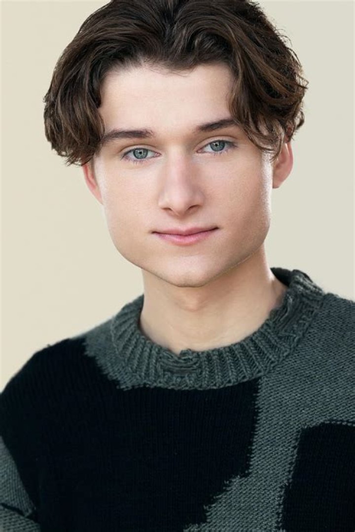 Cameron Brodeur Bio (Wiki) 