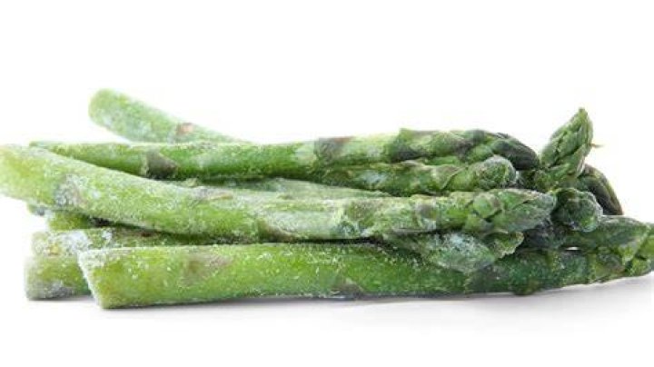 Can fresh asparagus be frozen without blanching?