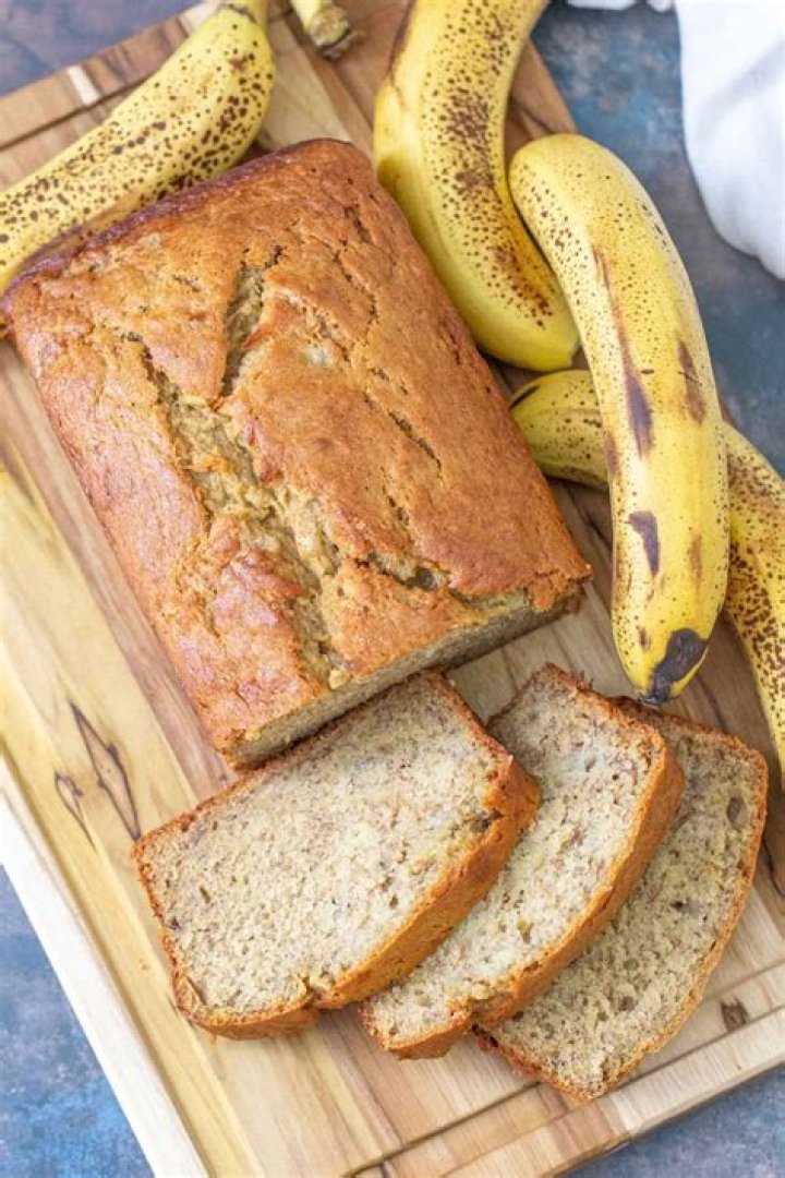 Can you cook banana bread in glass pan?