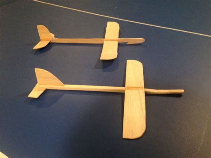 Can you paint balsa wood?