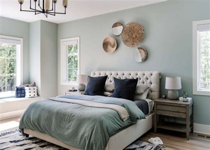 Can you paint the walls of an apartment?