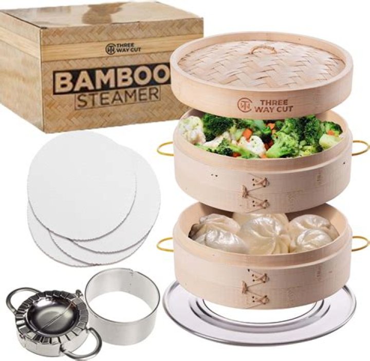 Can you use a steamer on kitchen cabinets?