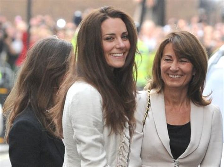Carole Middleton is ‘a very pushy mother,’ Will & Kate told her to ‘back off’?