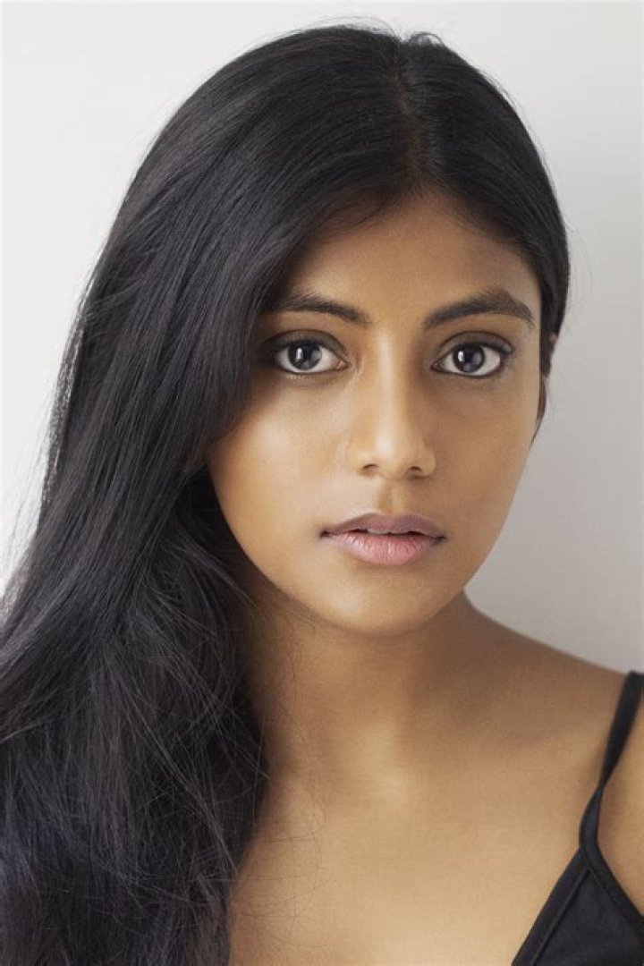 How Tall Is Charithra Chandran? Meet The Breakout Star of New Season Of Bridgerton 1 Charithra Chandran