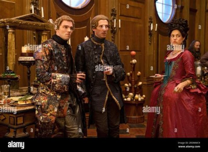 Charity Wakefield photo 3