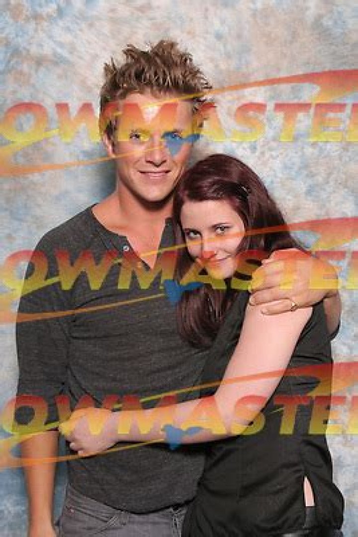 Charlie Bewley - Age, Family, Bio