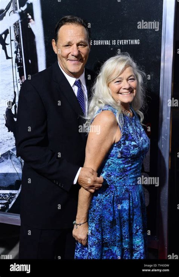 Chris Mulkey - Age, Family, Bio