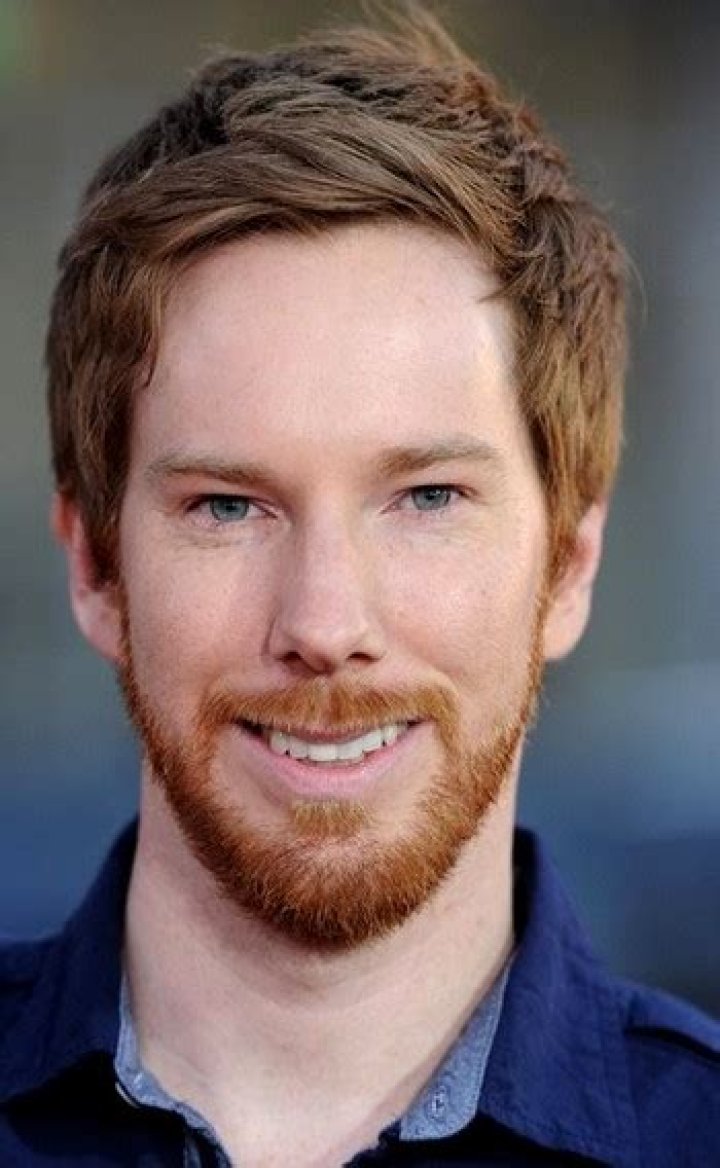 Chris Owen photo