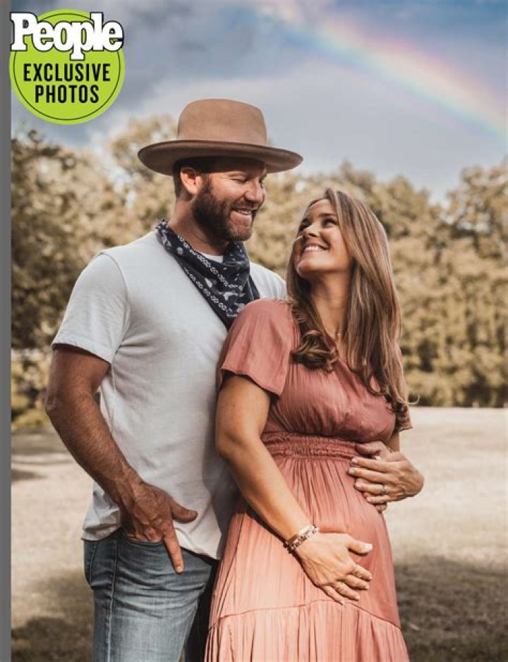 Country Singer Drake White and Wife Alex are Finally Expecting Baby After Fertility Struggles!